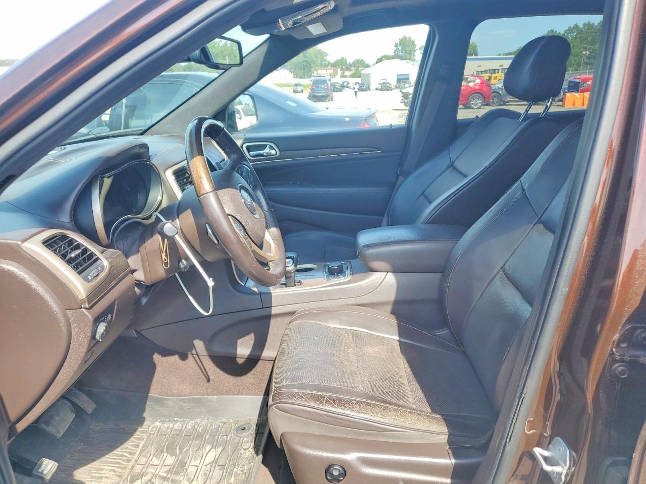 2014 Jeep Grand Cherokee Summit - Image 7