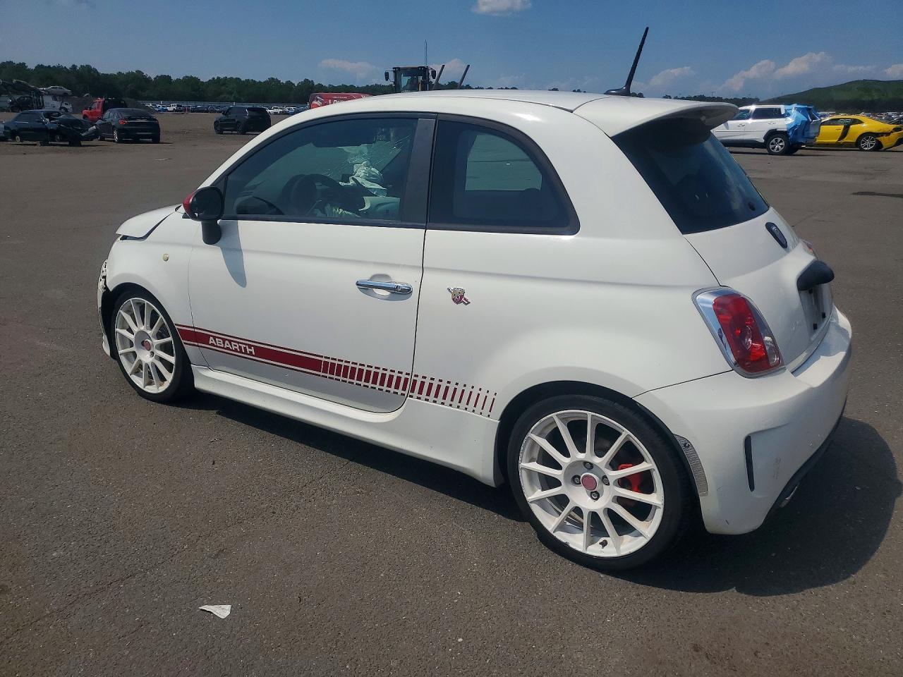 2013 Fiat 500 Abarth - Фото 2