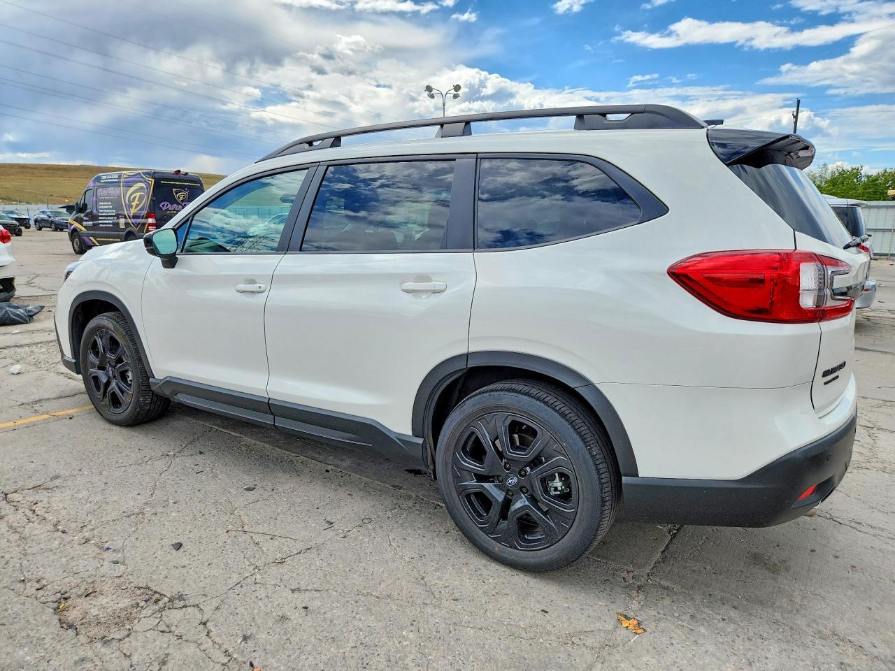 2025 Subaru Ascent Onyx Edition - Фото 2