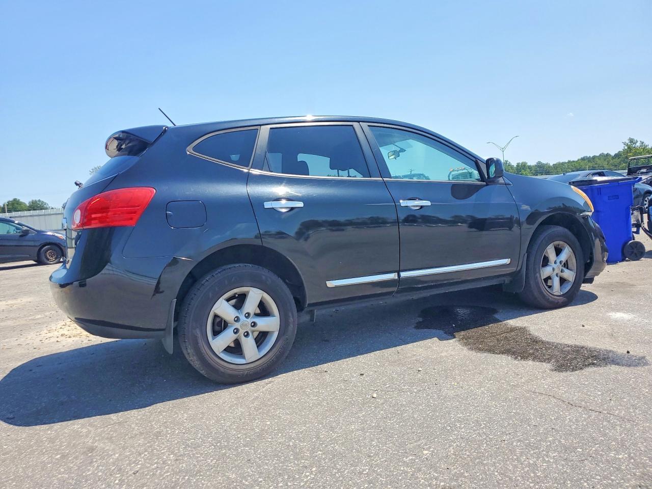 2013 Nissan Rogue S - Image 3