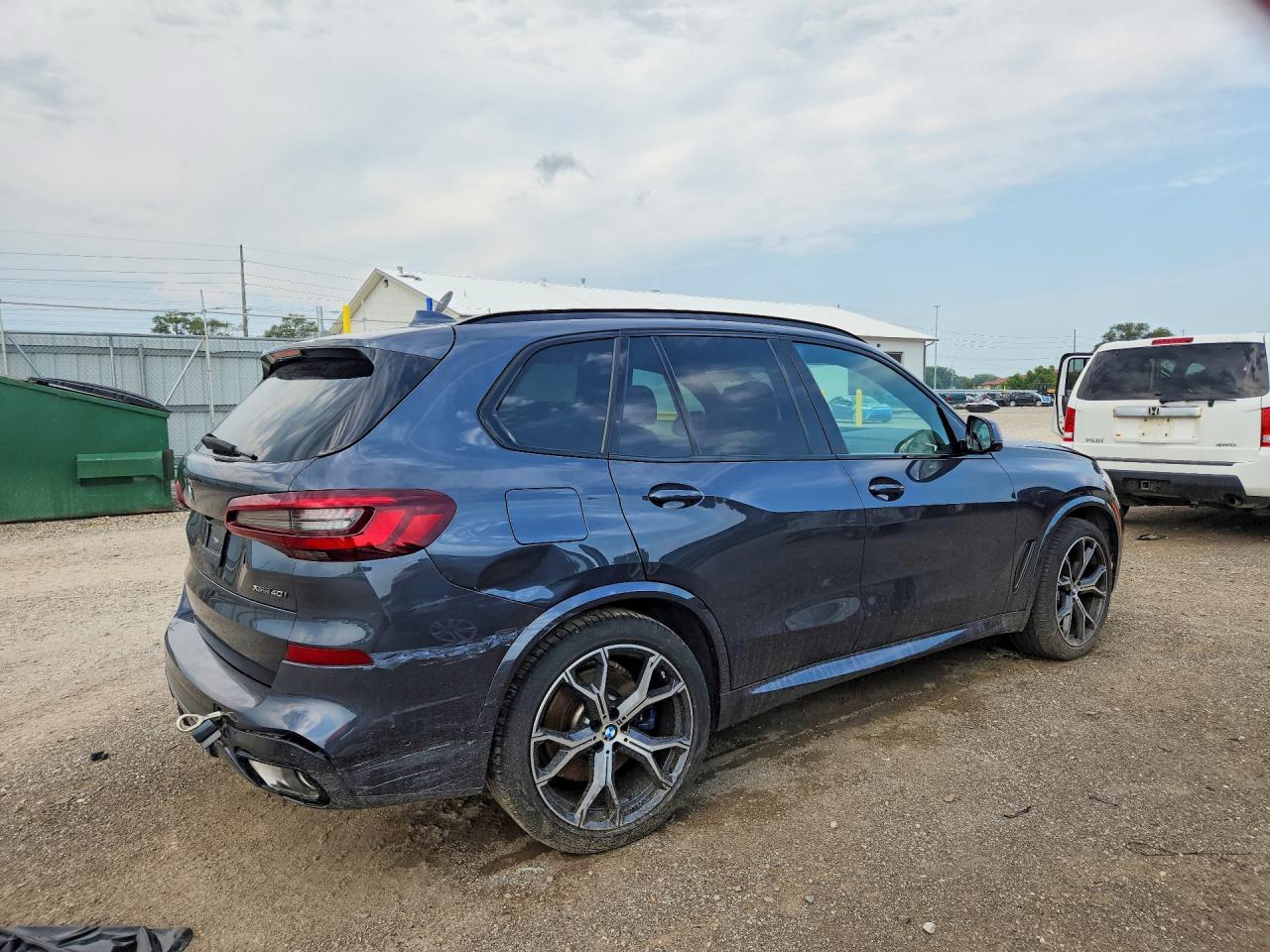 2021 BMW X5 xDrive40I - Фото 3