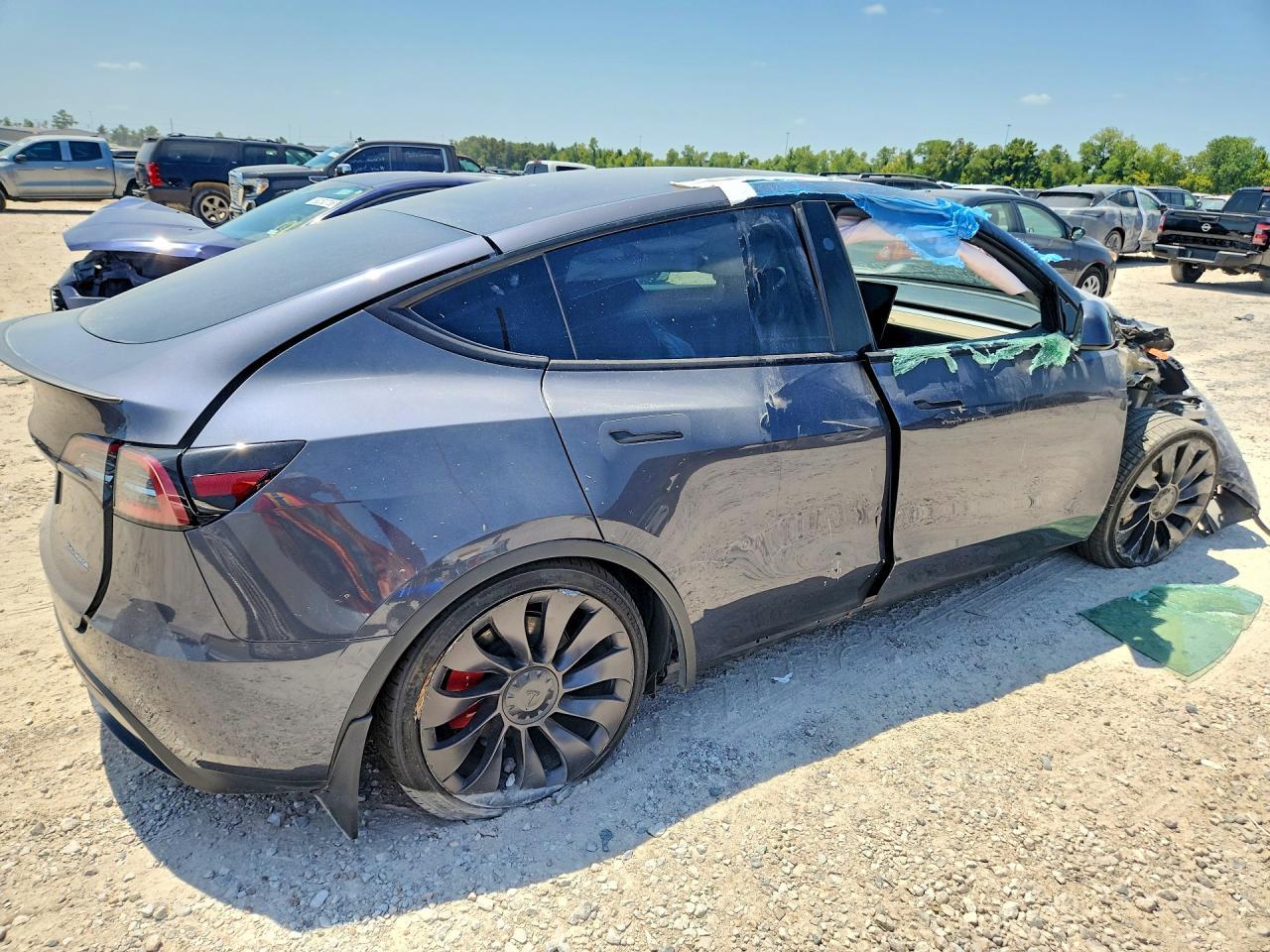 2023 Tesla Model Y - Image 3