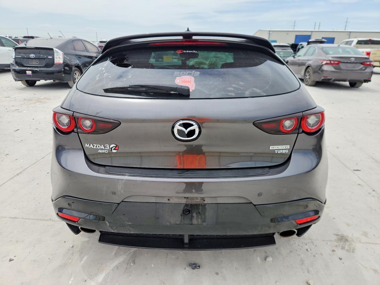 2025 Mazda 3 Premium Plus - Фото 6