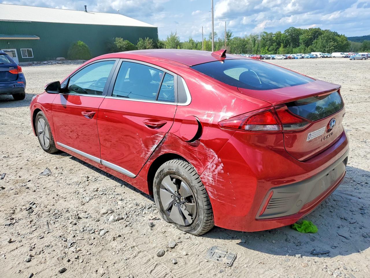 2022 Hyundai Ioniq Se - Фото 2