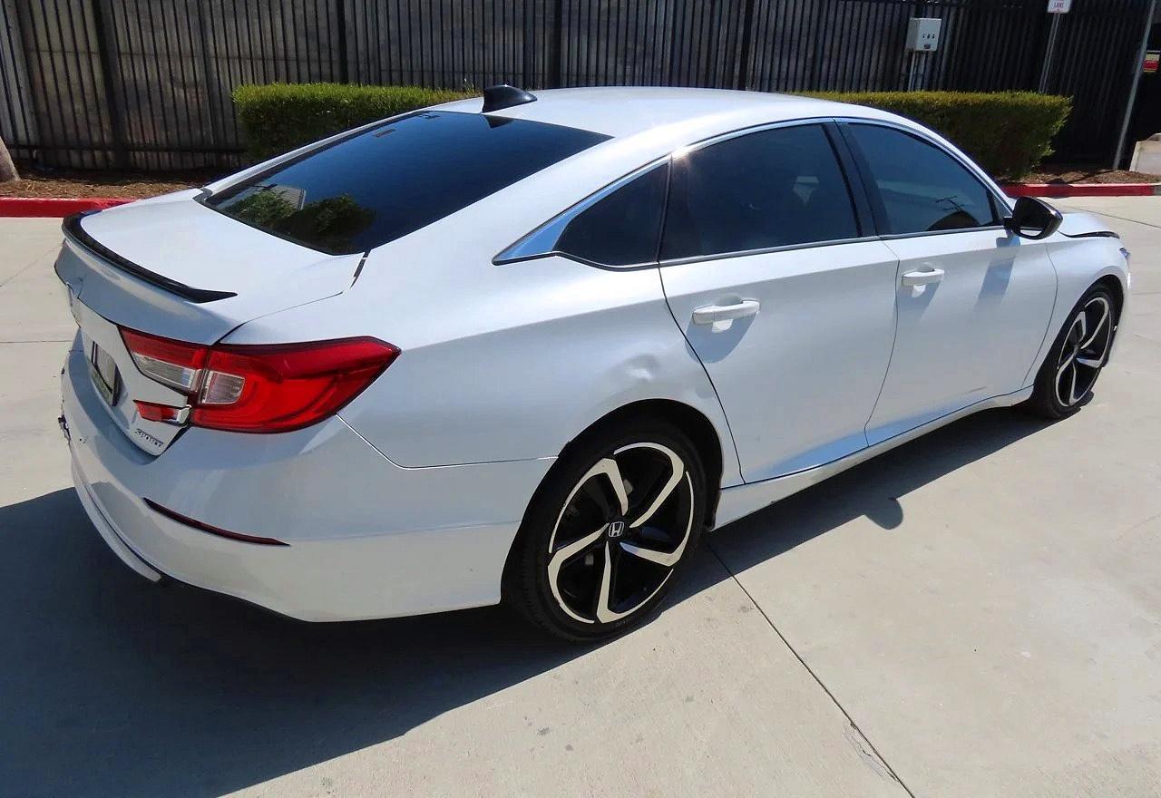 2021 Honda Accord Sport - Фото 3