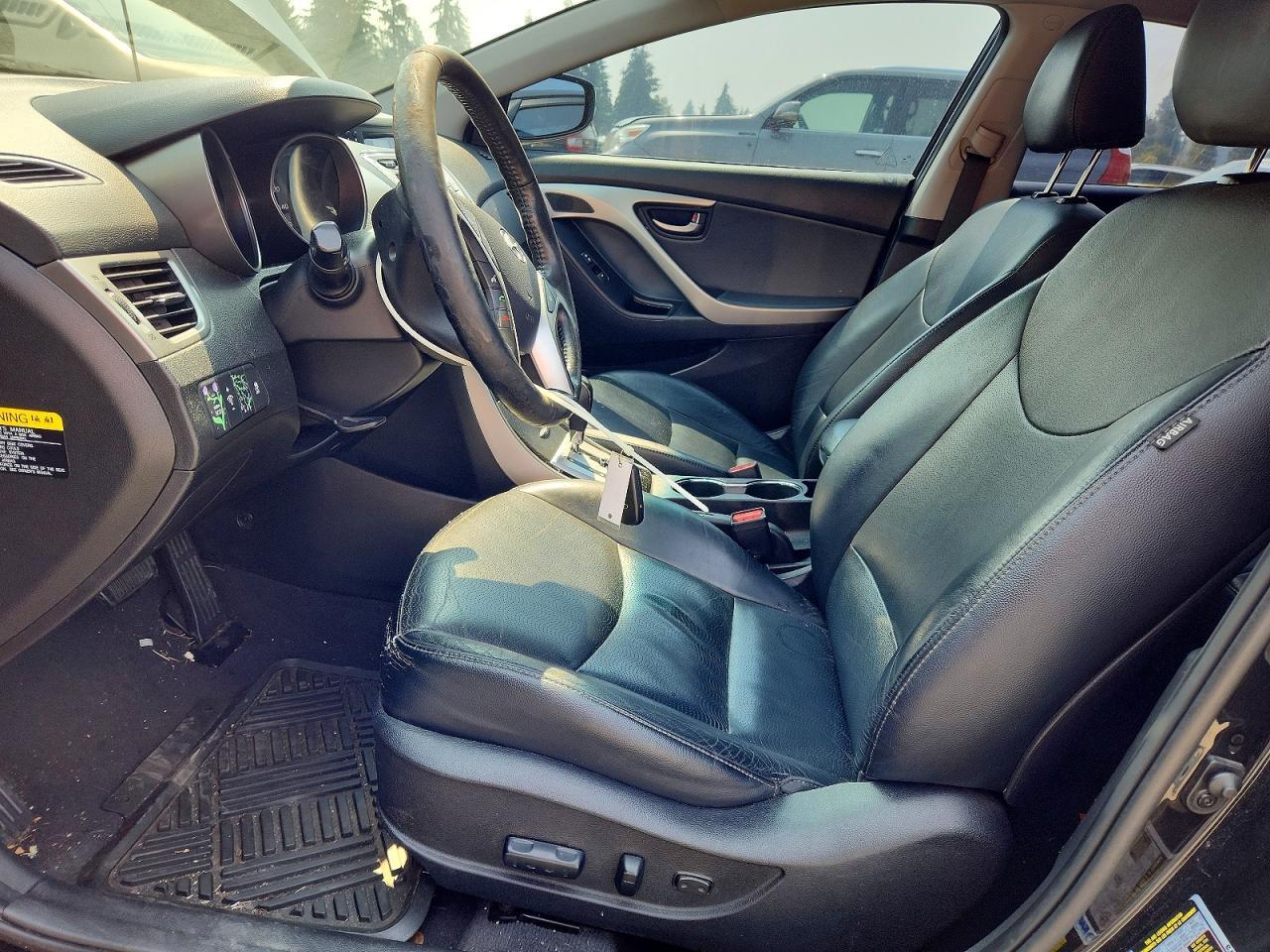 2013 Hyundai Elantra Limited - Image 7