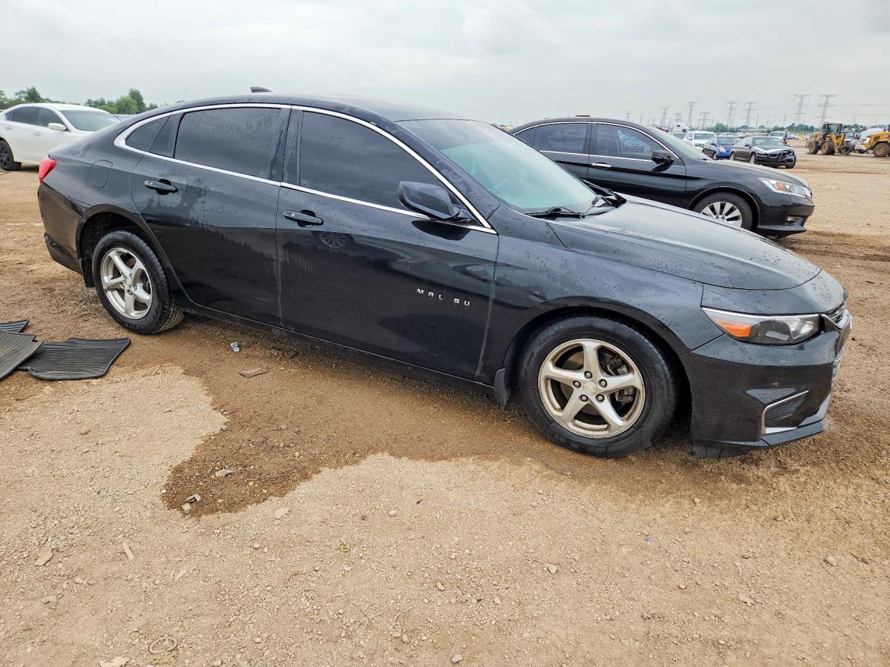 2017 Chevrolet Malibu Ls - Фото 4