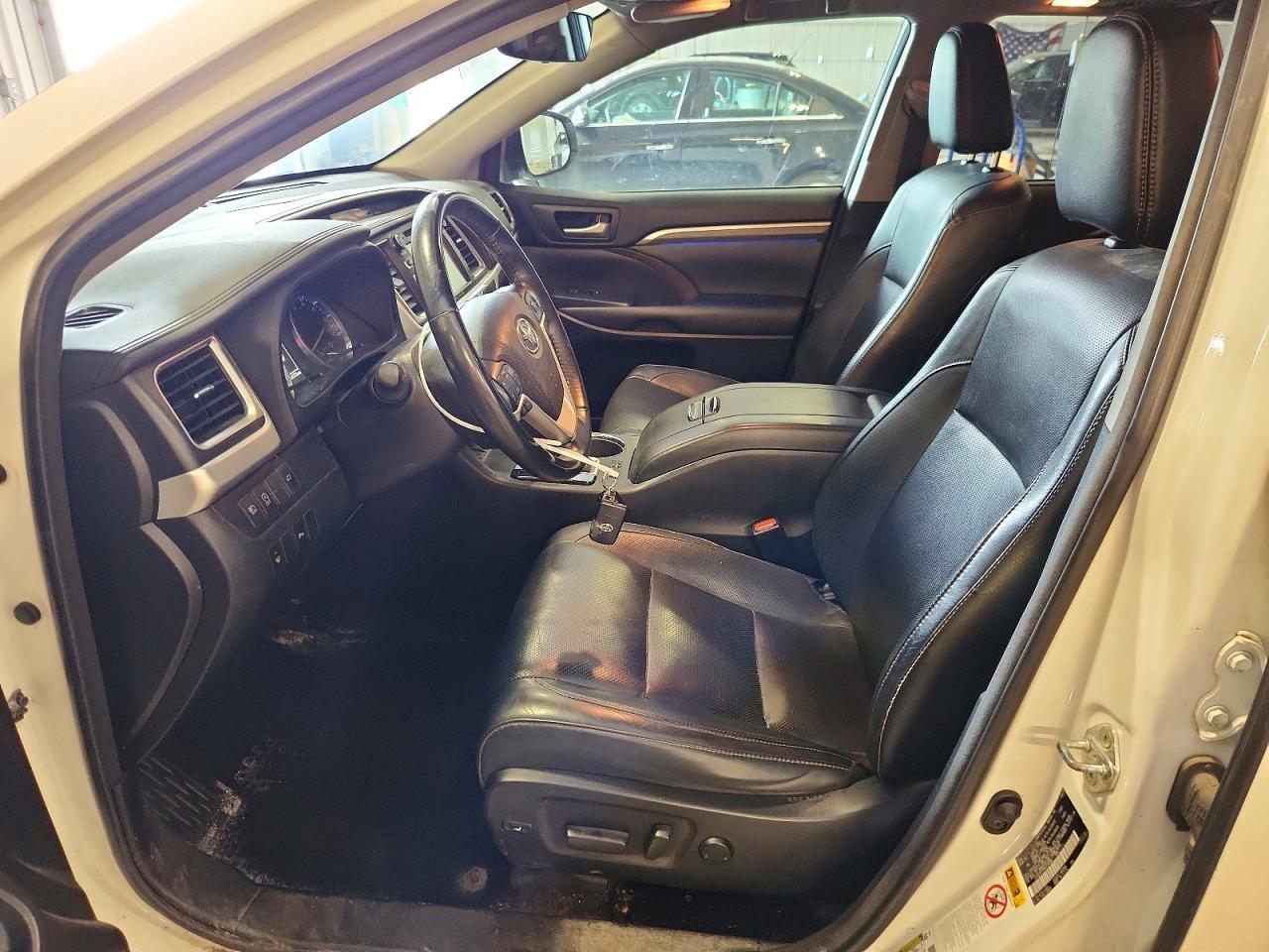 2017 Toyota Highlander Limited - Фото 7