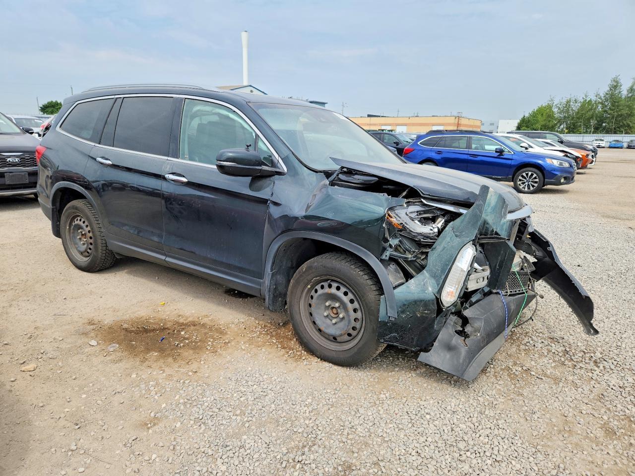 2017 Honda Pilot Touring - Image 4