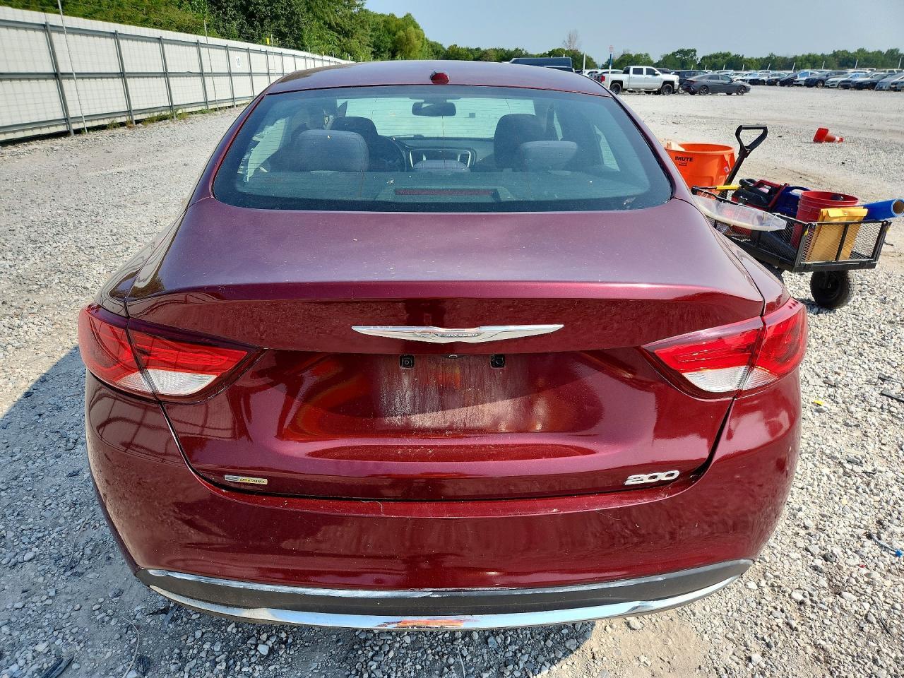 2015 Chrysler 200 Limited - Фото 6
