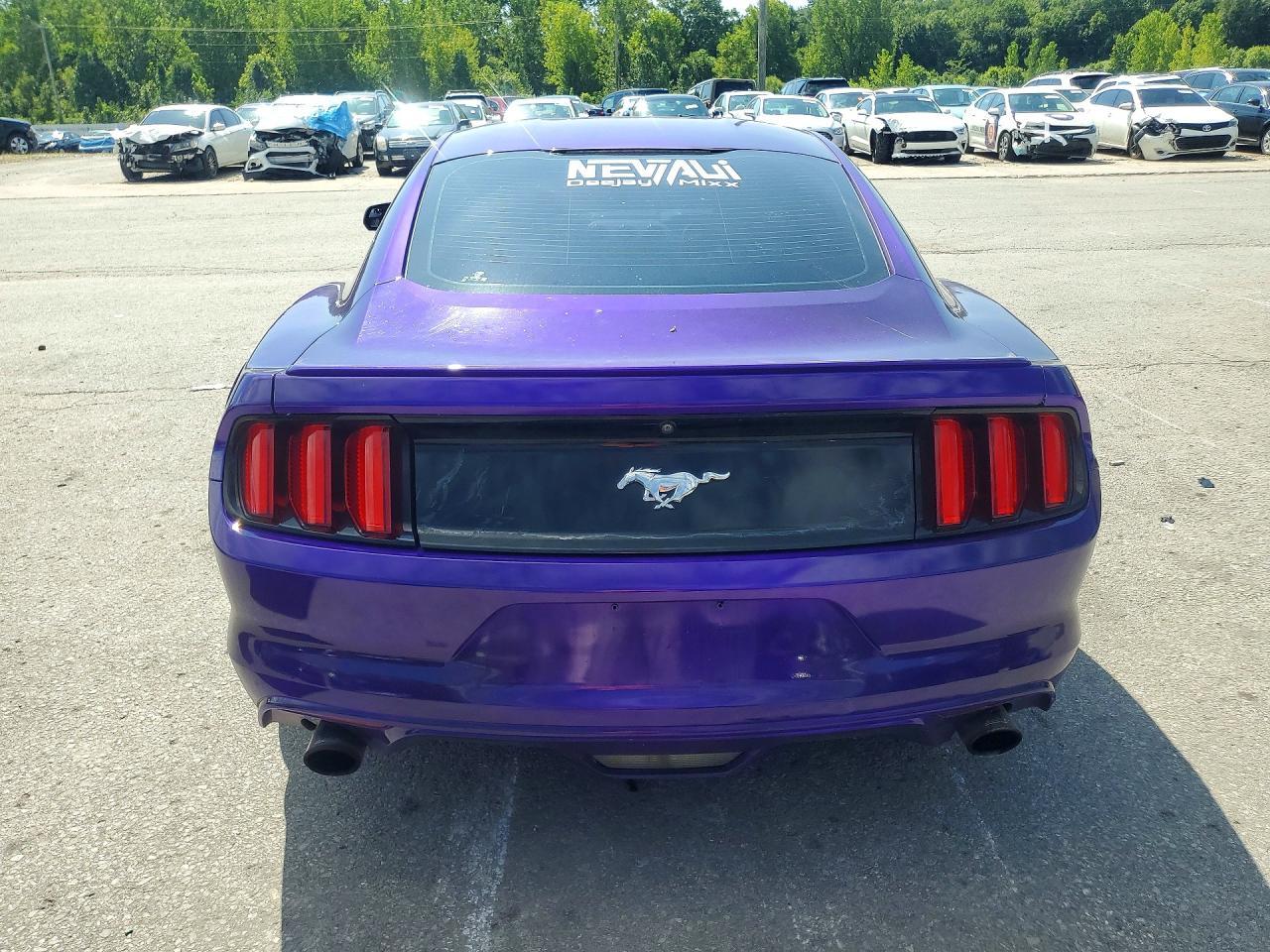 2015 Ford Mustang - Image 6