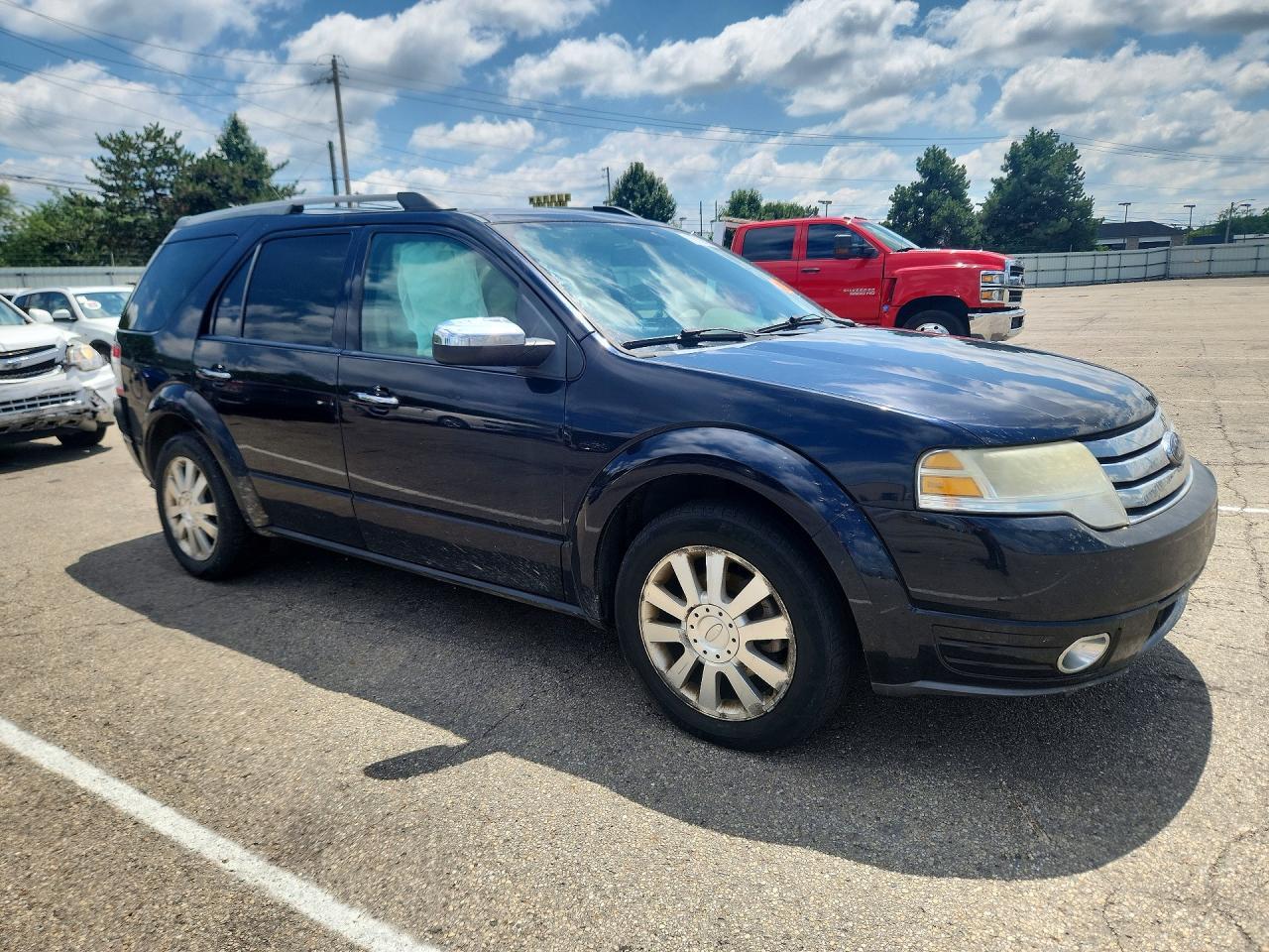 2009 Ford Taurus X Limited - Image 4