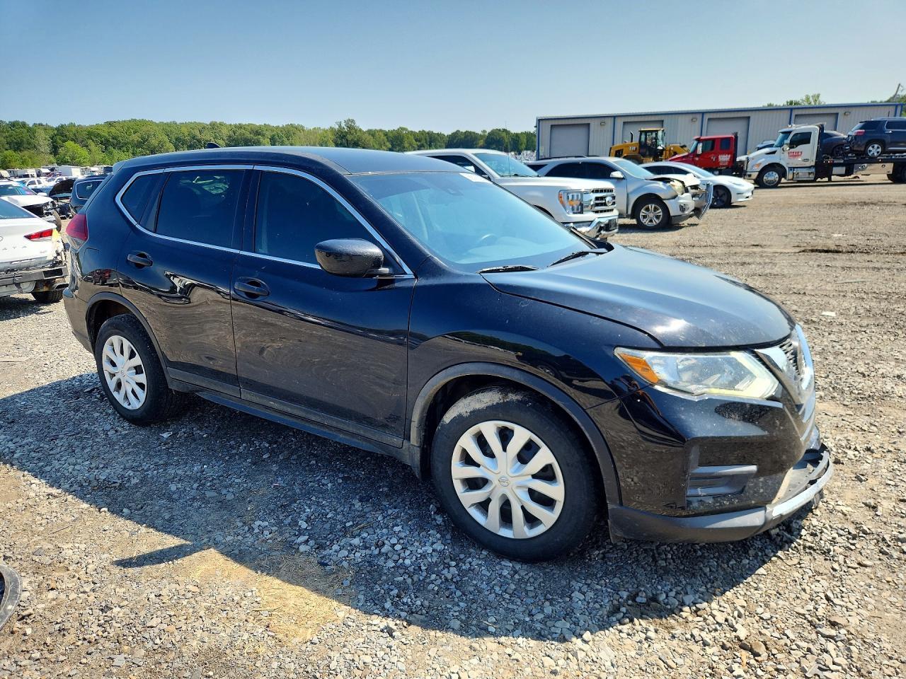 2019 Nissan Rogue S - Image 4