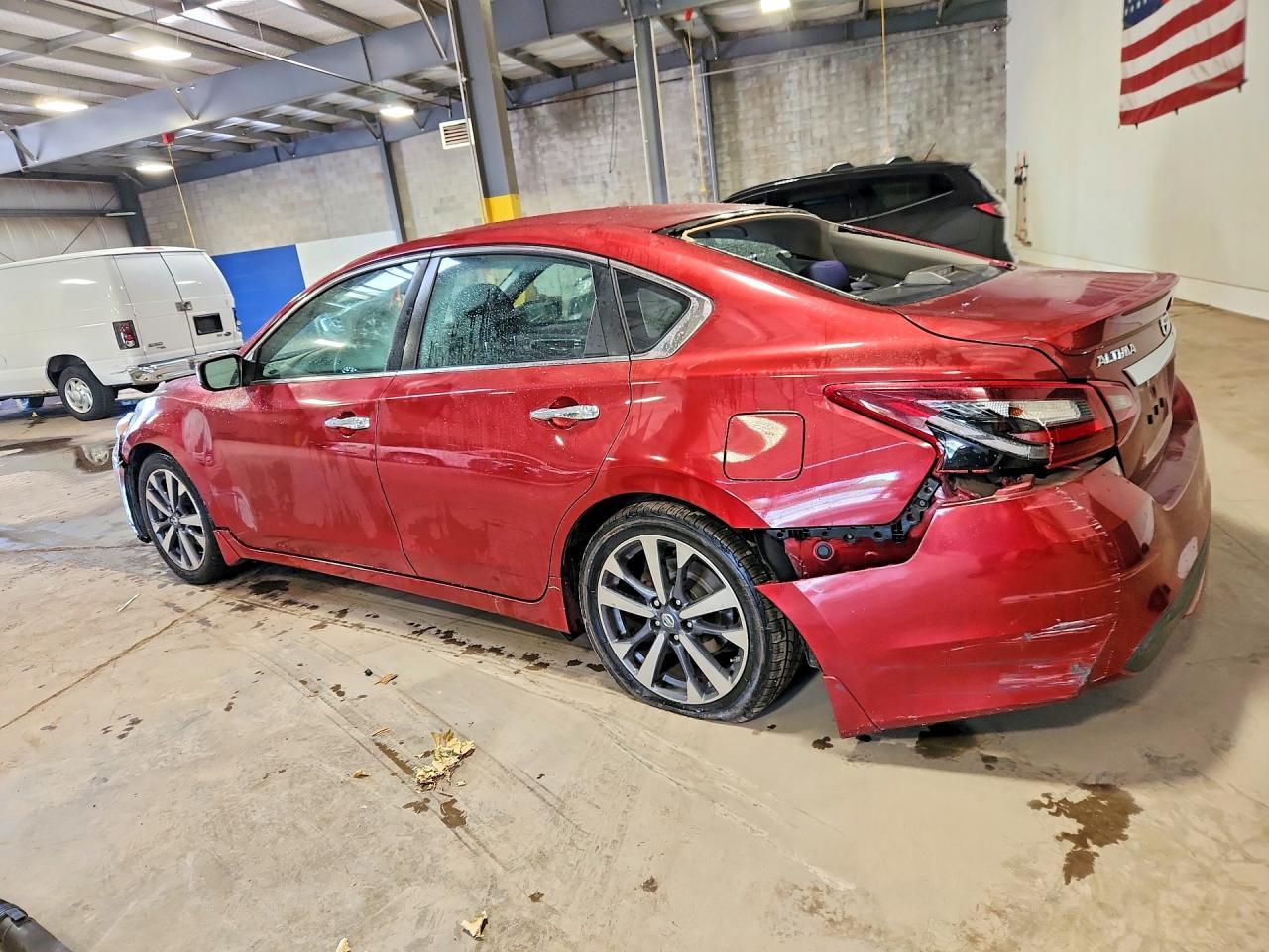 2017 Nissan Altima 2.5 Sr - Image 2