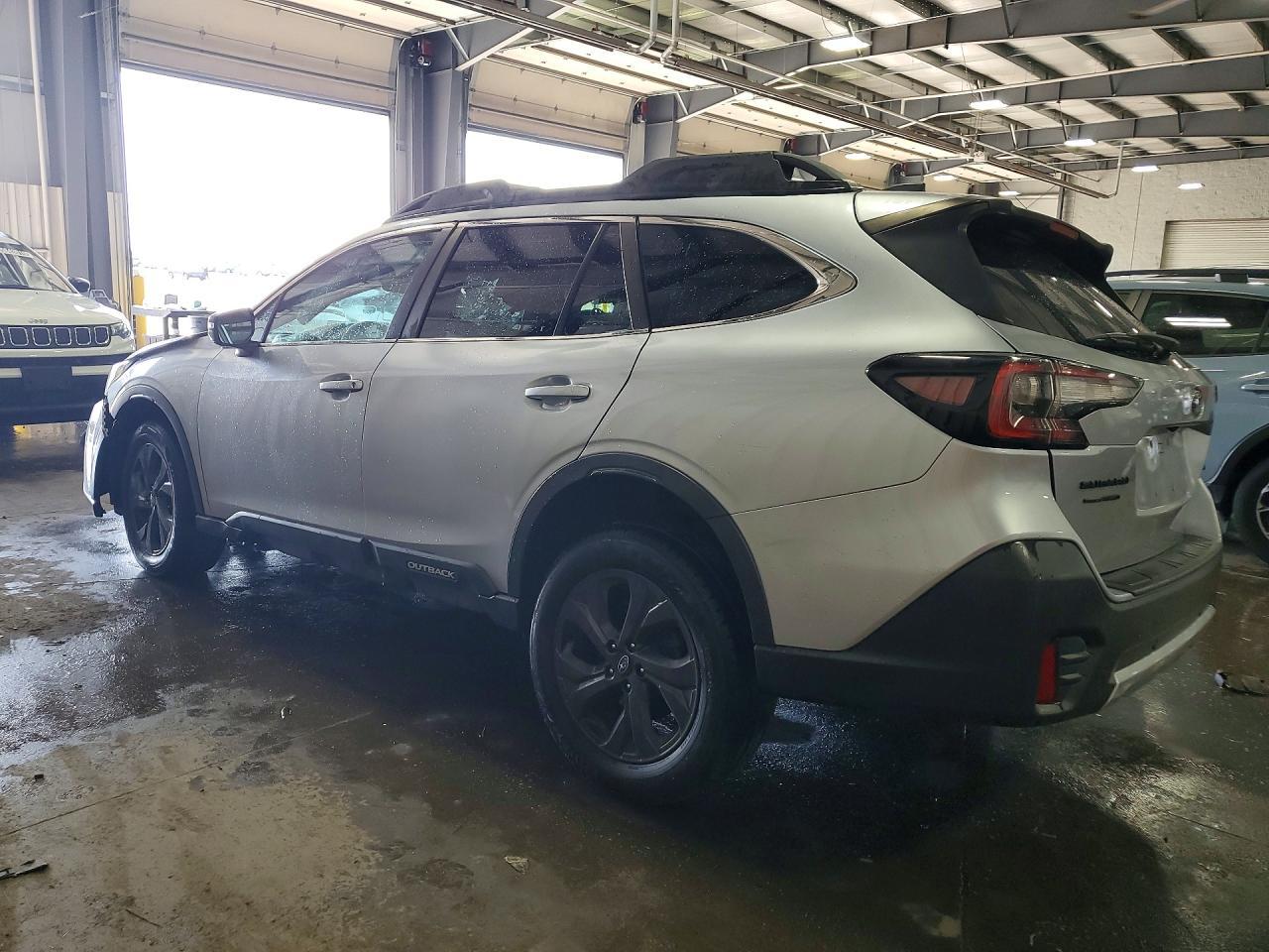 2021 Subaru Outback Onyx Edition Xt - Image 2