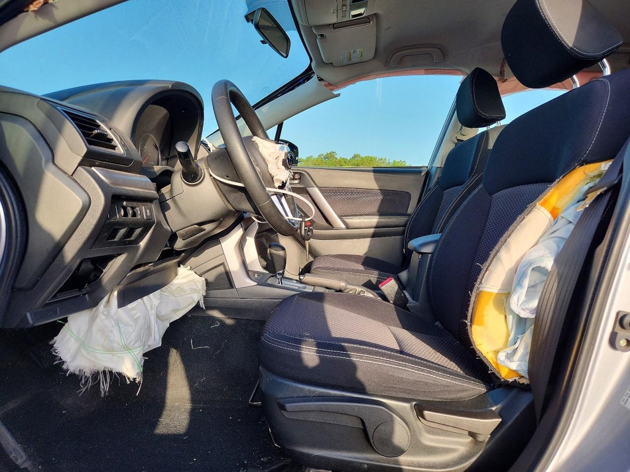 2018 Subaru Forester 2.5I - Image 7