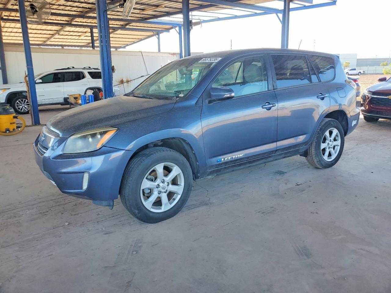 2014 Toyota Rav4 Ev Base