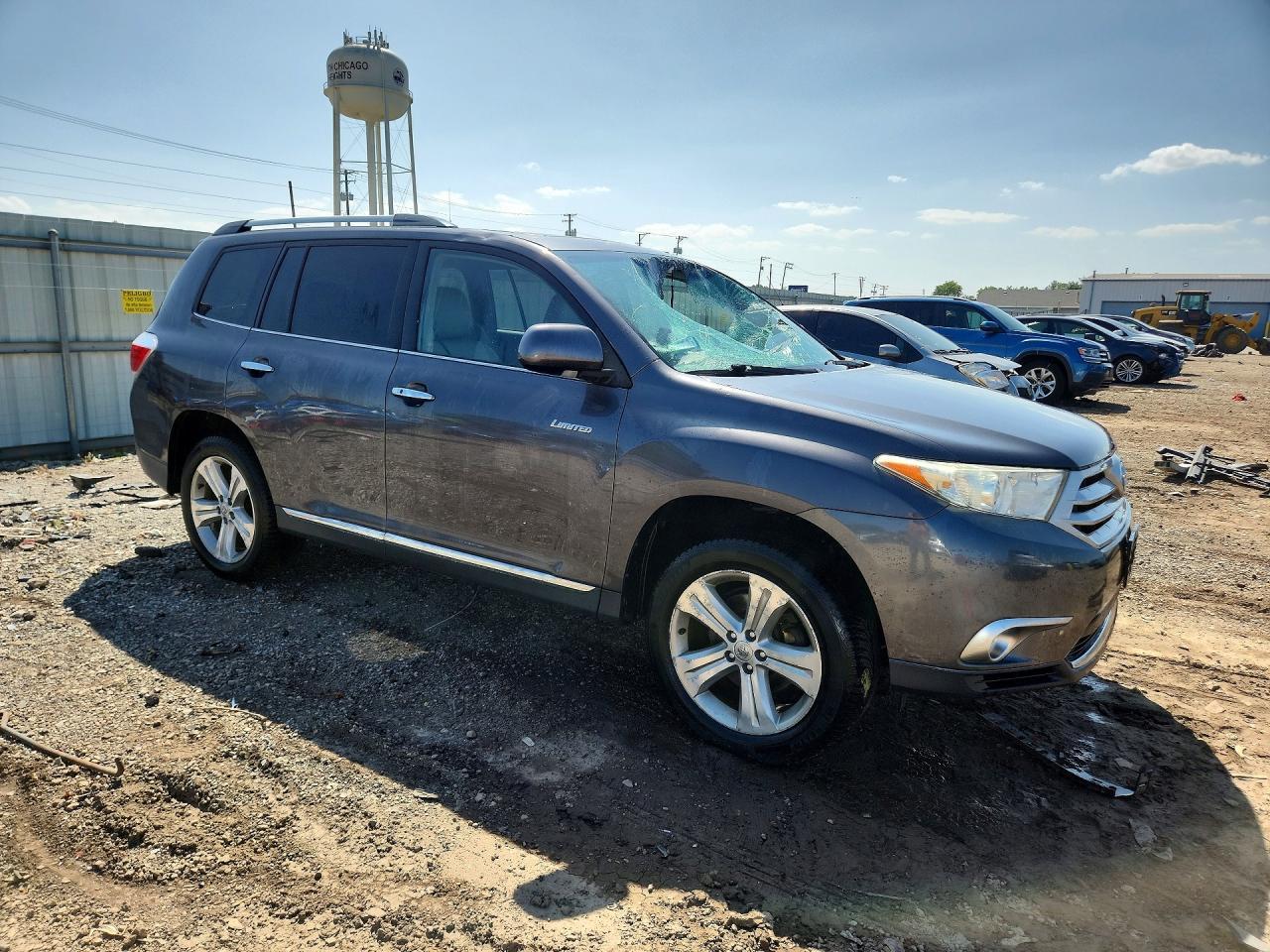 2013 Toyota Highlander Limited - Image 4