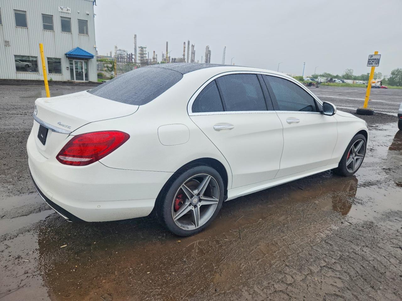 2017 Mercedes-Benz C 300 4Matic - Image 3