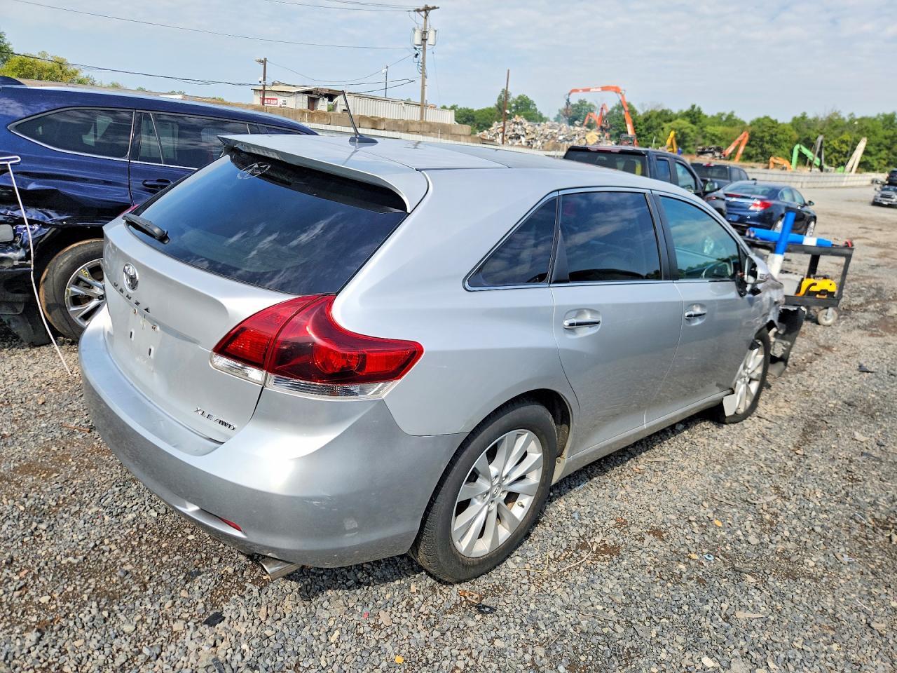 2014 Toyota Venza Xle - Image 3