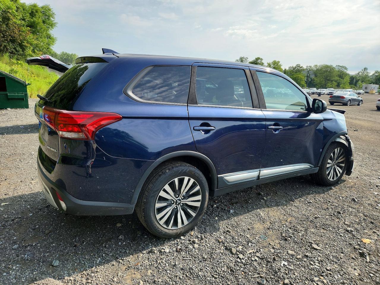 2019 Mitsubishi Outlander Se - Фото 3