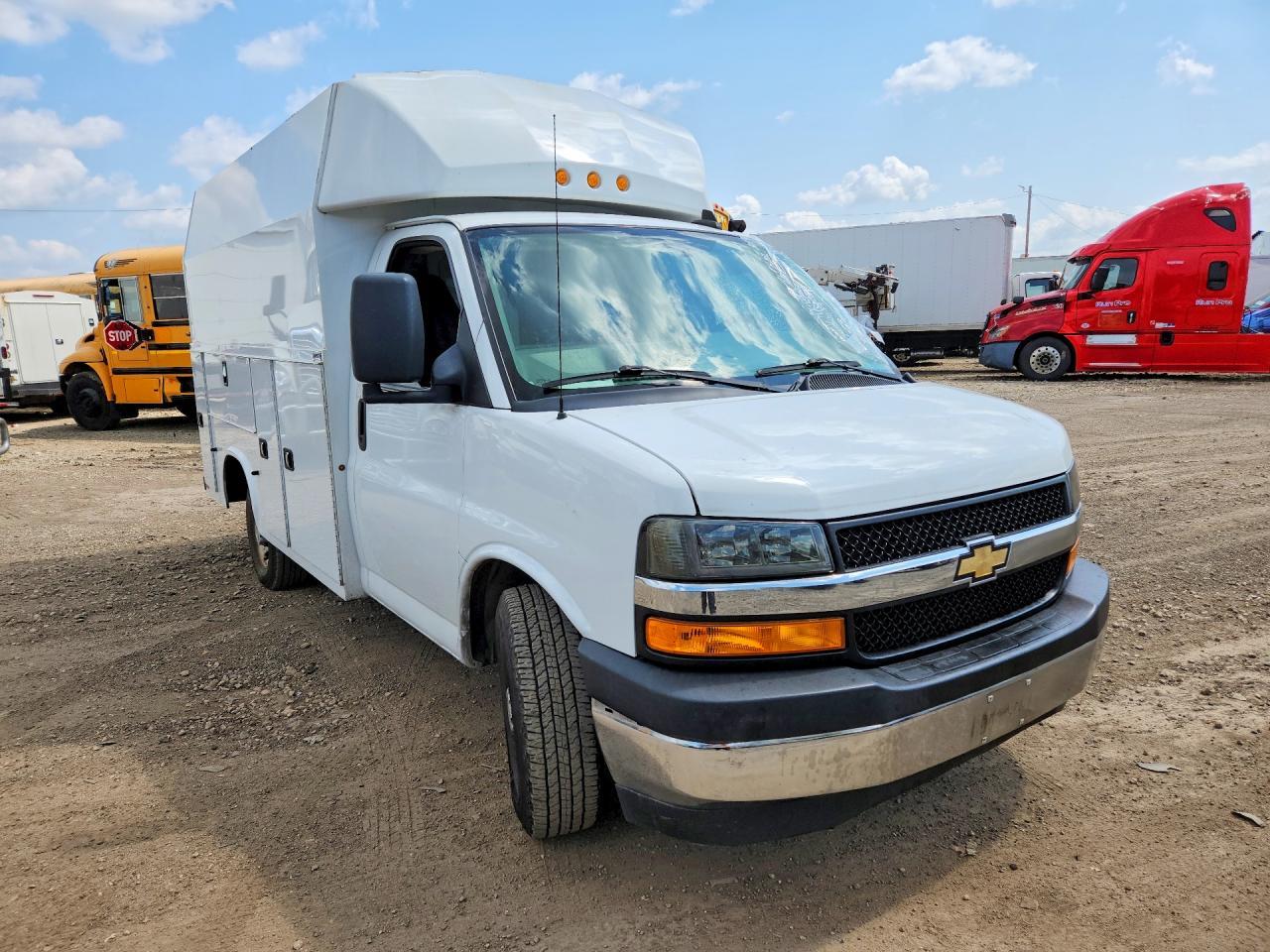 2019 Chevrolet Express G3500 - Фото 4