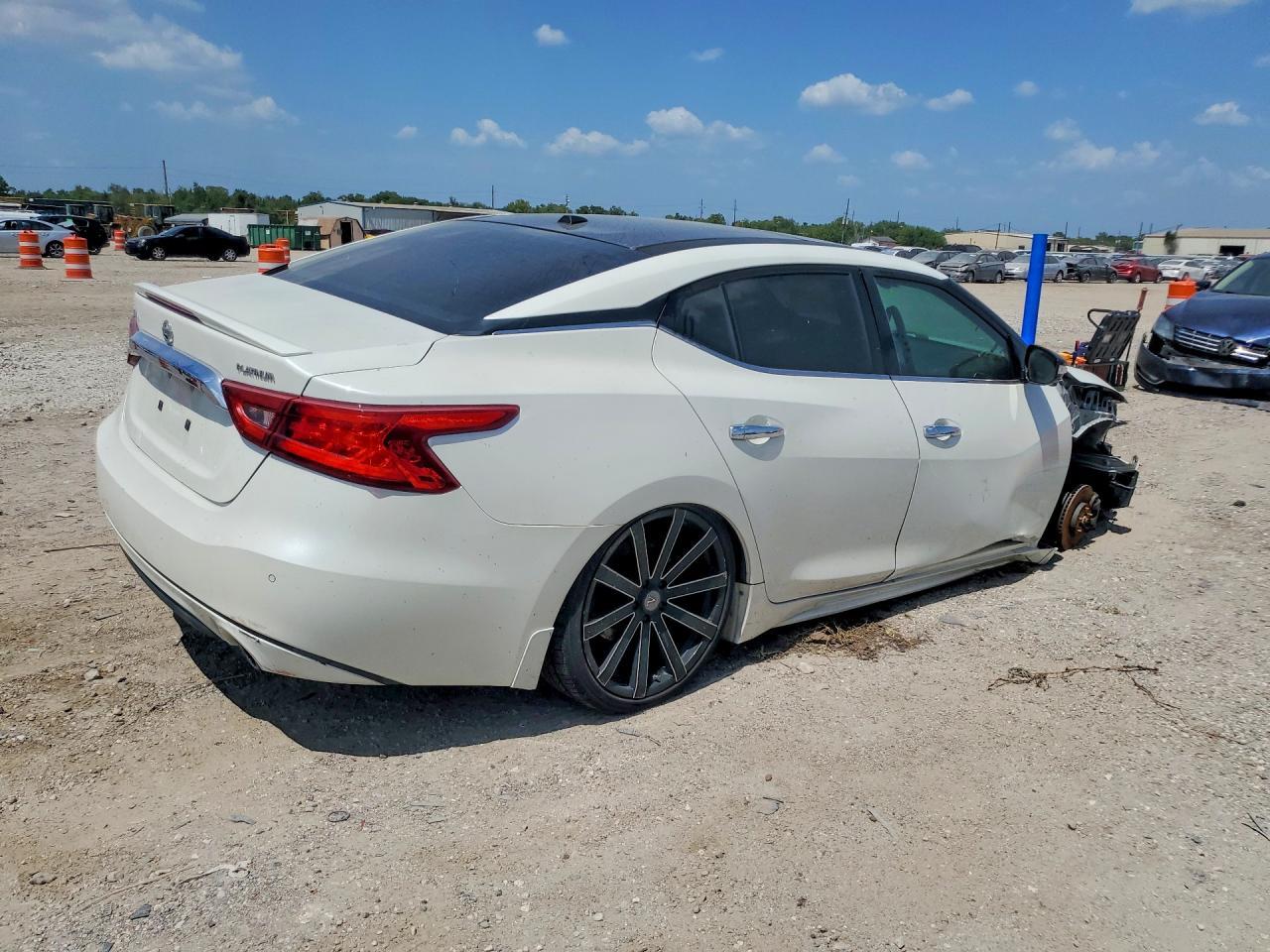 2016 Nissan Maxima Platinum - Фото 3