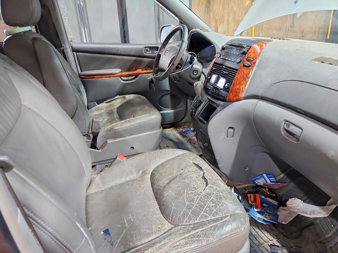 2007 Toyota Sienna Xle 7-Passenger - Фото 7
