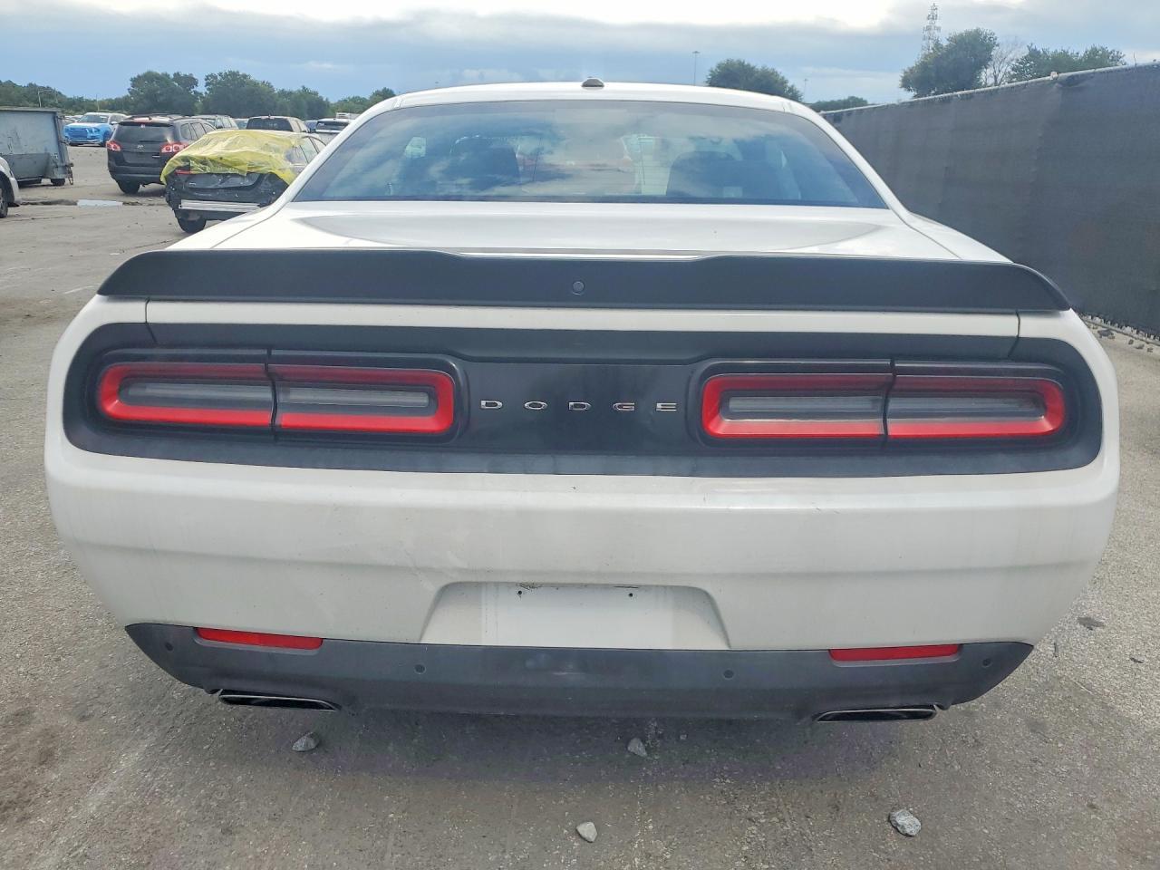2023 Dodge Challenger R/T - Фото 6