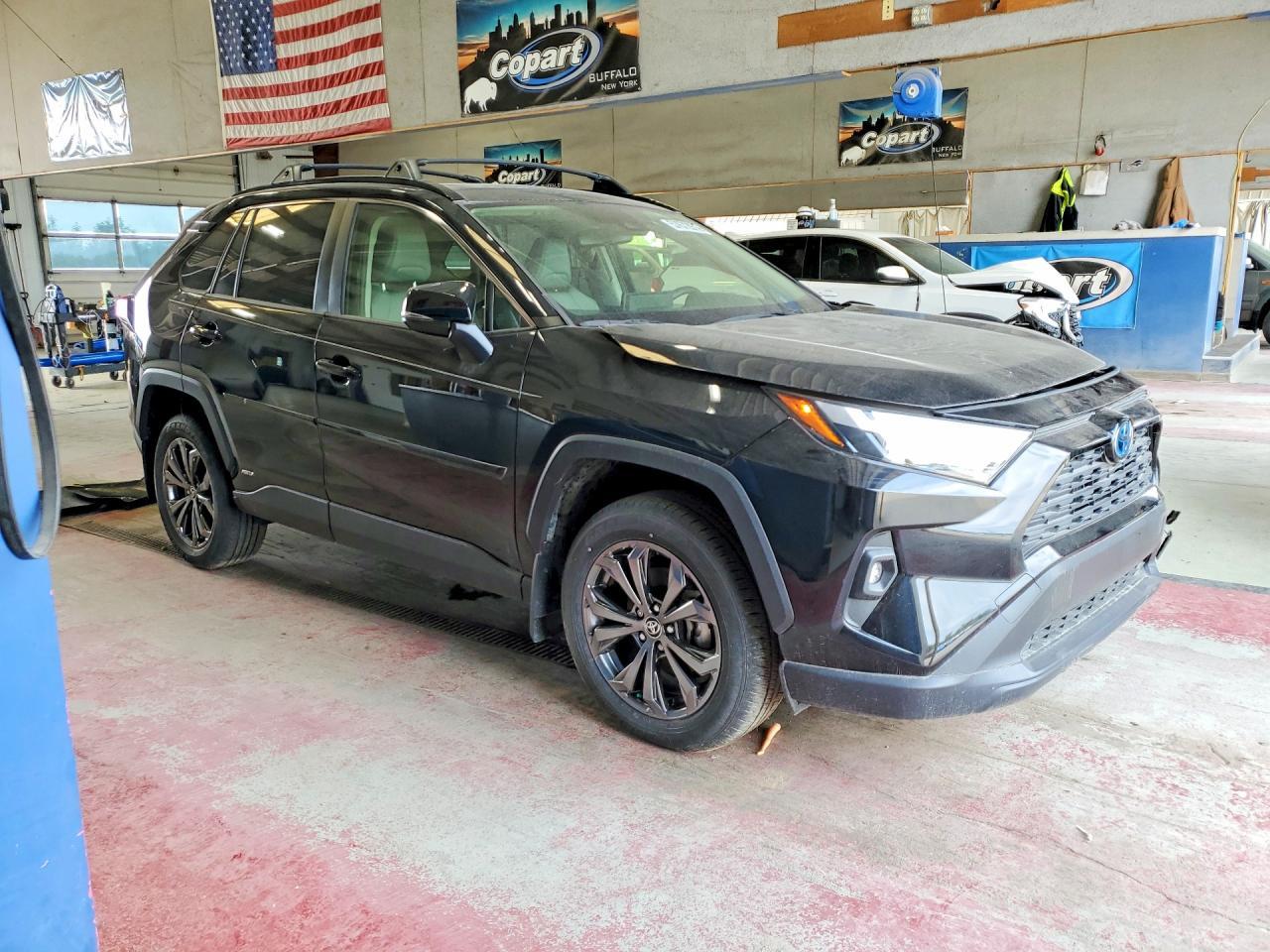 2022 Toyota Rav4 Xle Premium - Image 4