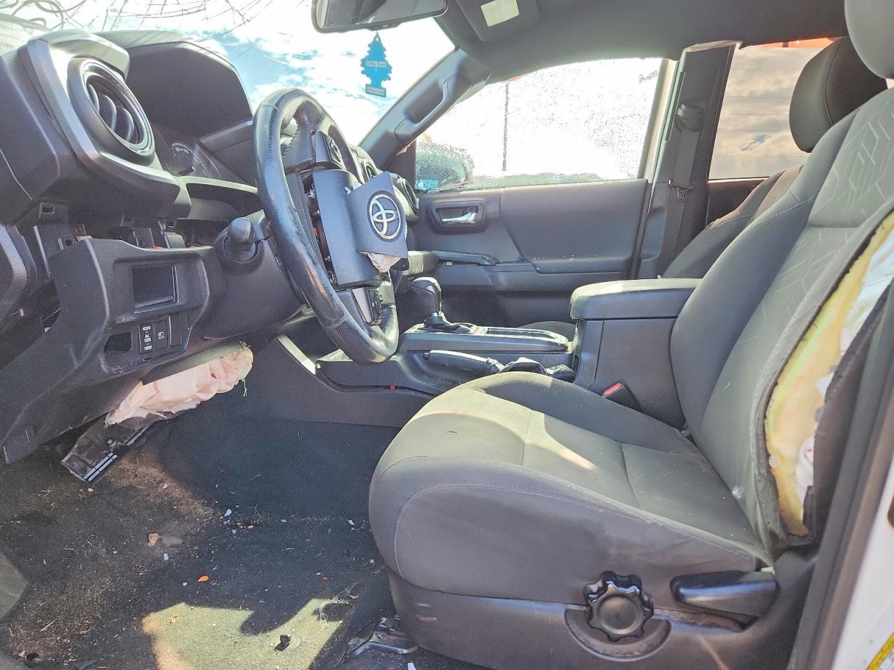 2018 Toyota Tacoma Sr V6 - Фото 7