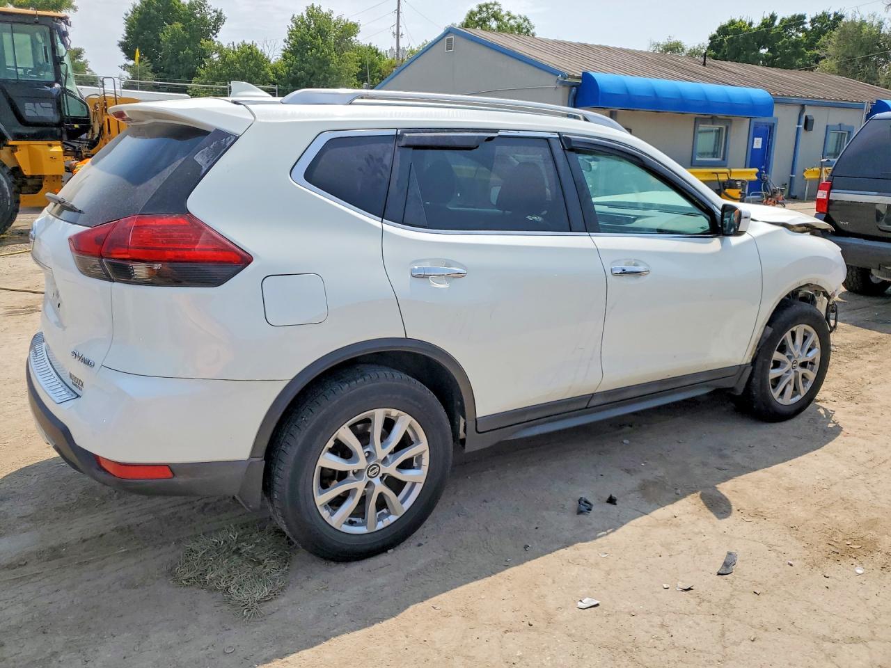 2017 Nissan Rogue Sv - Фото 3