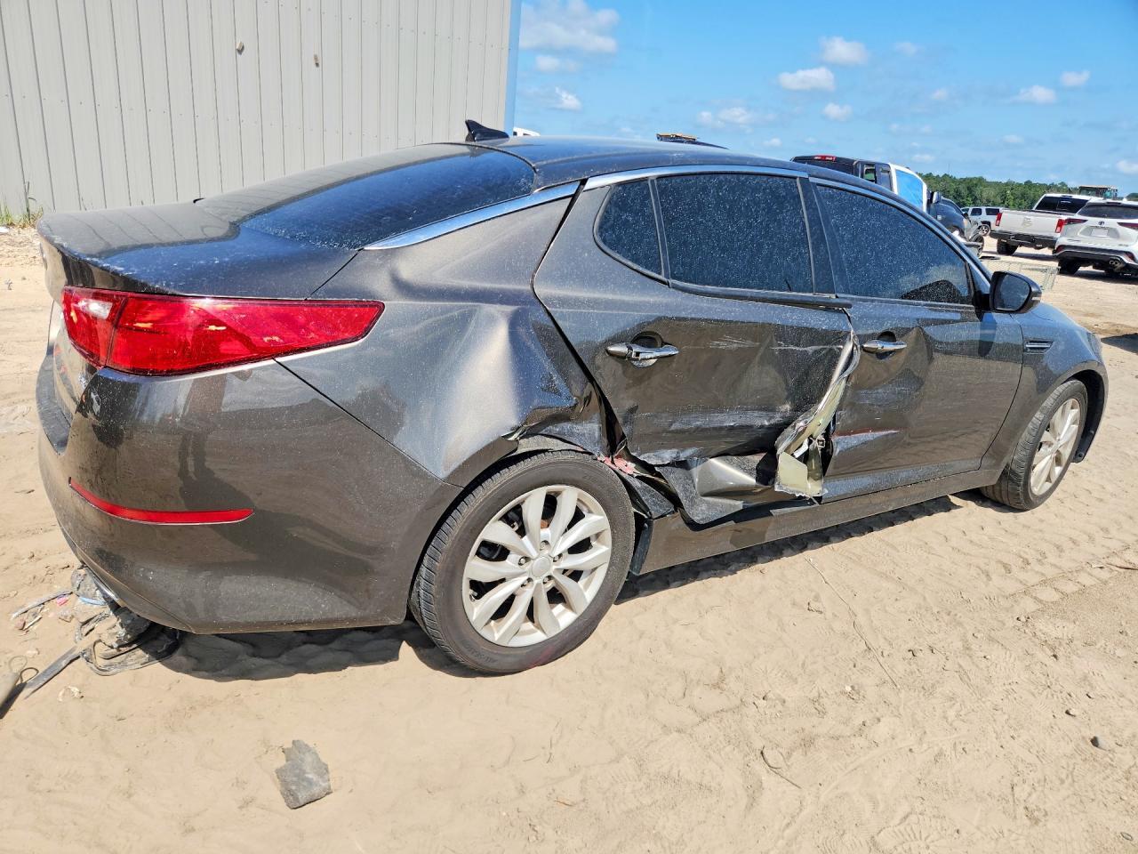 2015 Kia Optima Ex - Image 3