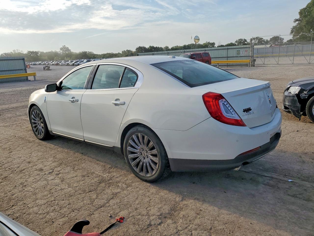 2013 Lincoln Mks - Фото 2