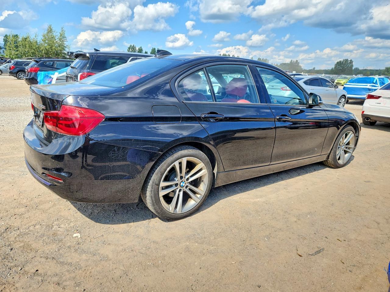 2018 BMW 330 Xi - Фото 3