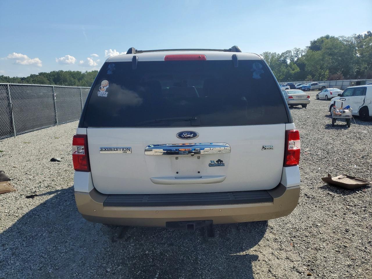 2014 Ford Expedition Xlt - Image 6