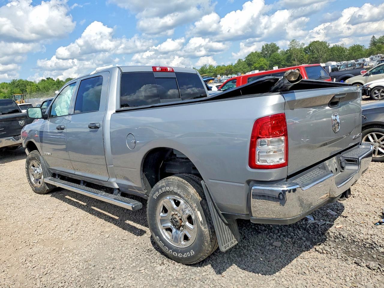 2022 Ram 2500 Tradesman - Image 2