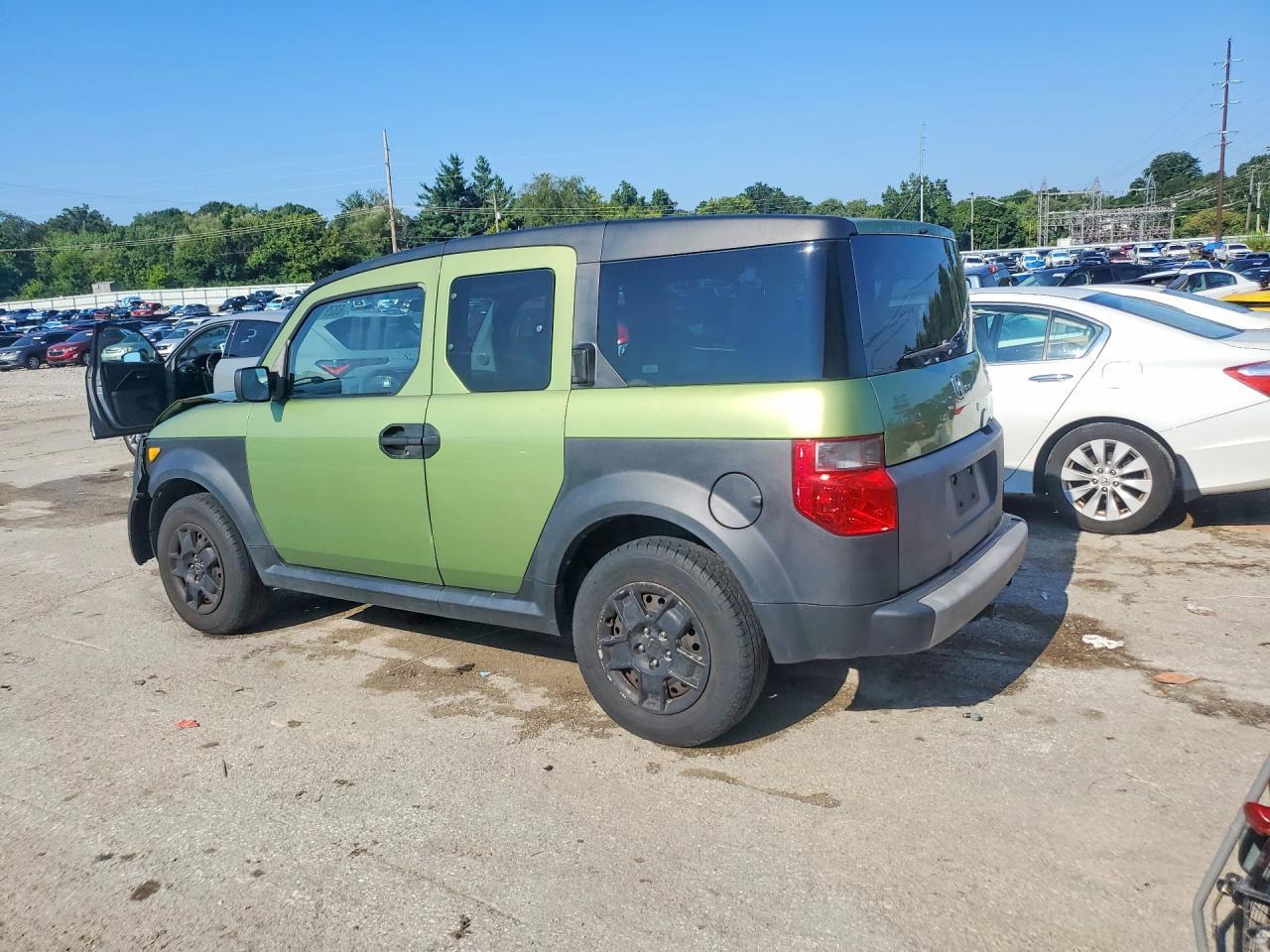 2006 Honda Element Lx - Image 2