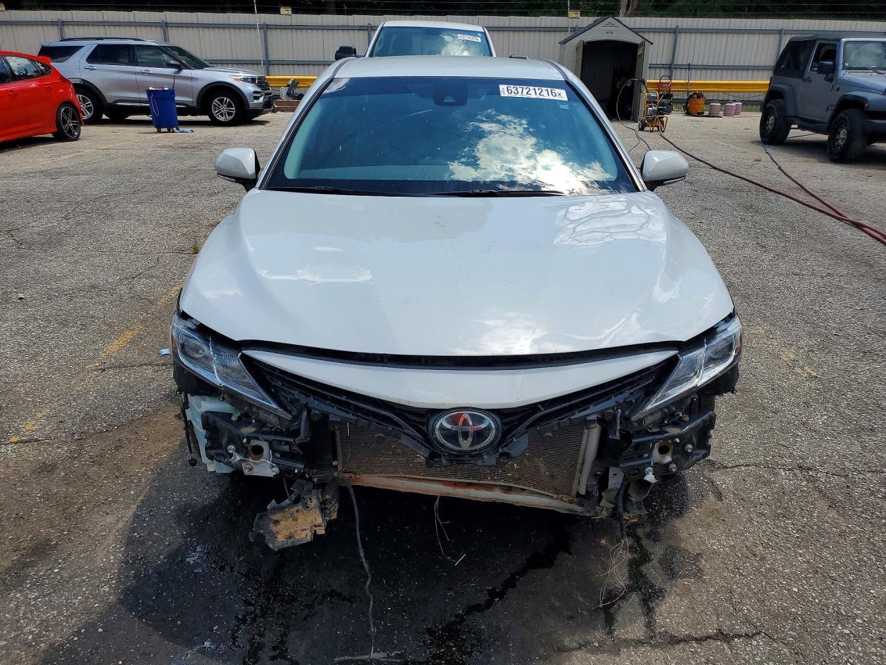 2023 Toyota Camry Le - Image 5