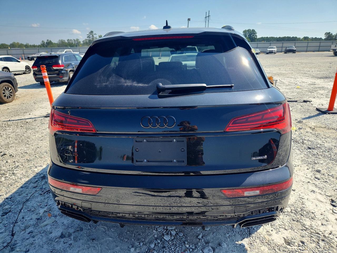 2025 Audi Q5 Premium Plus 45 - Image 6
