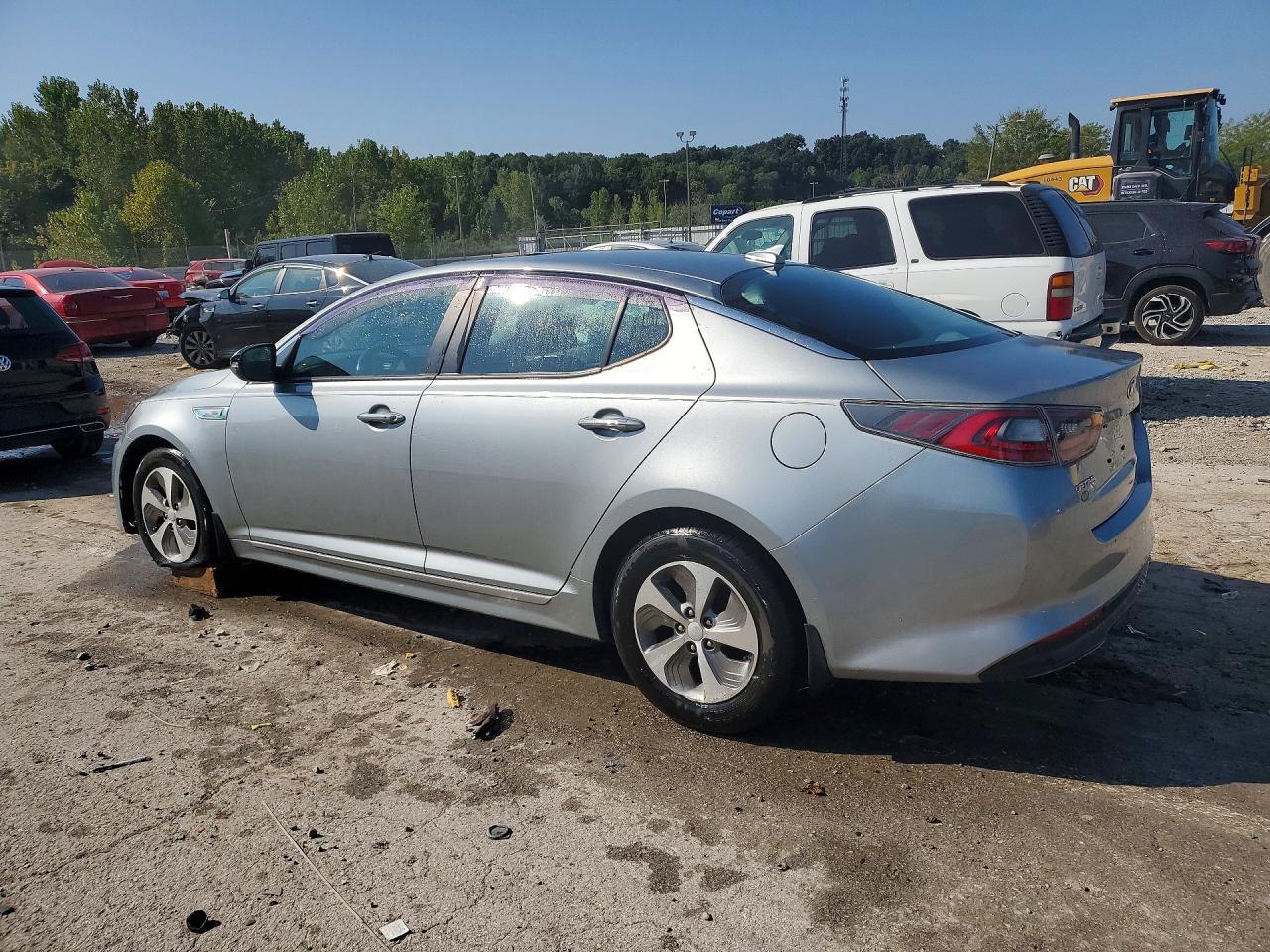 2014 Kia Optima Hybrid - Image 2