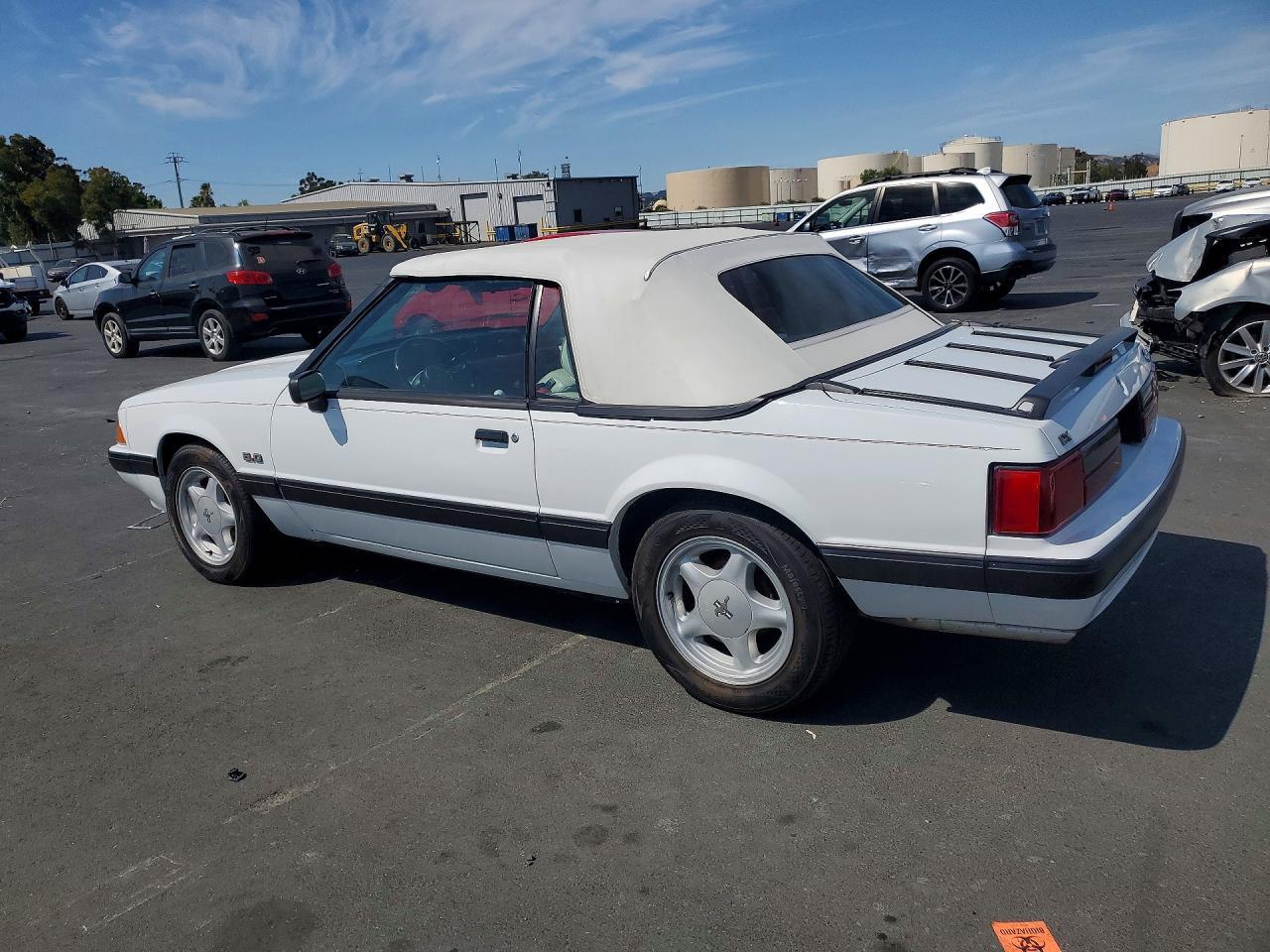 1989 Ford Mustang Lx - Фото 2