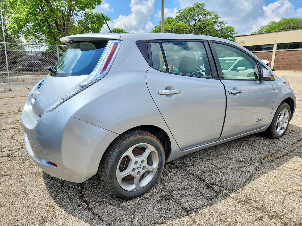 2012 Nissan Leaf Sv - Фото 3