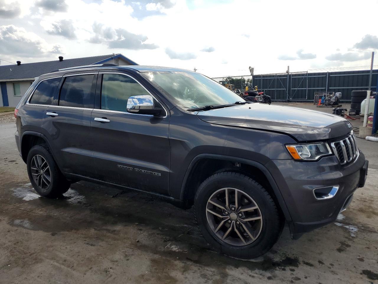2017 Jeep Grand Cherokee Limited - Image 4