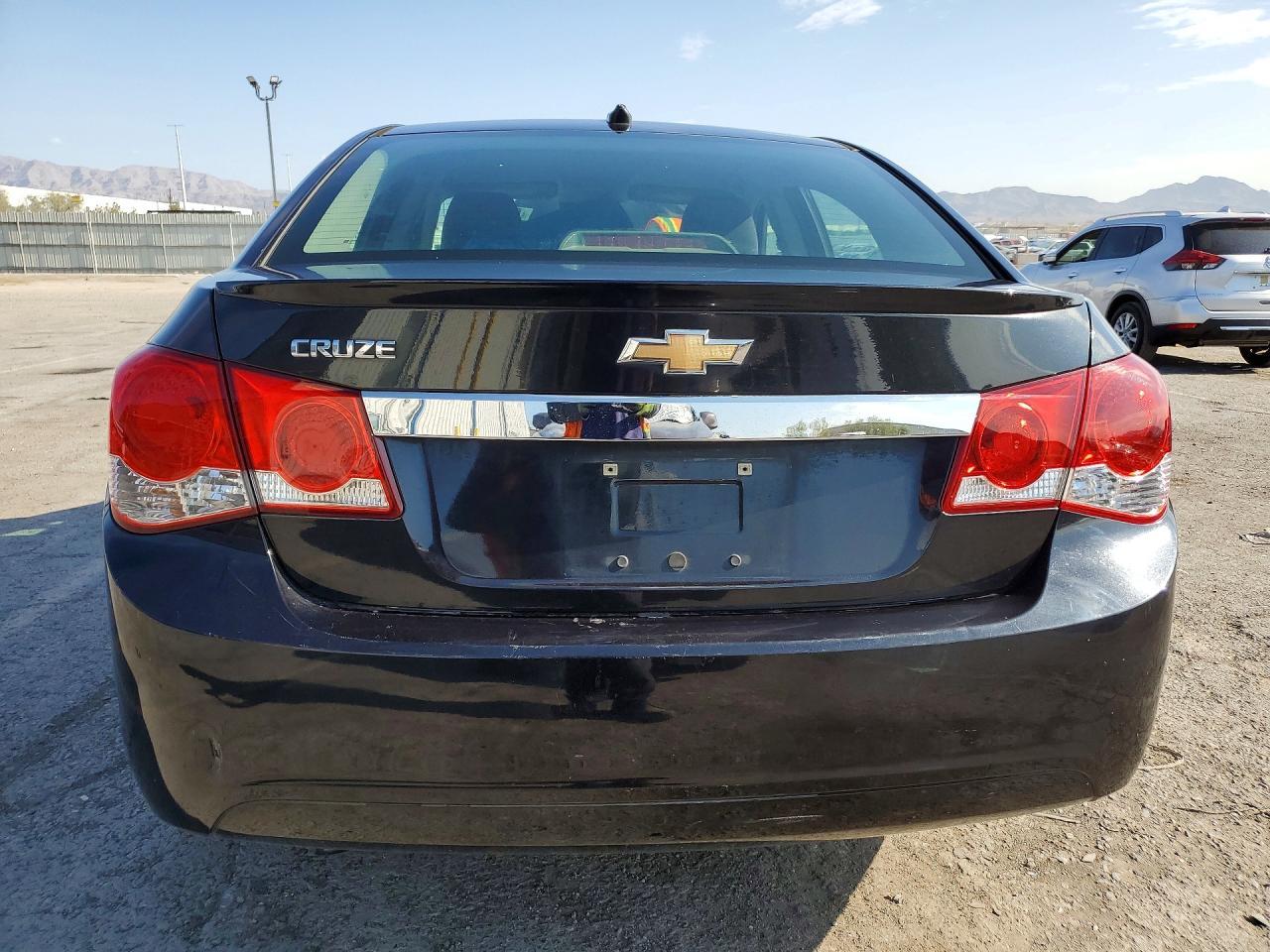 2014 Chevrolet Cruze Ls - Фото 6