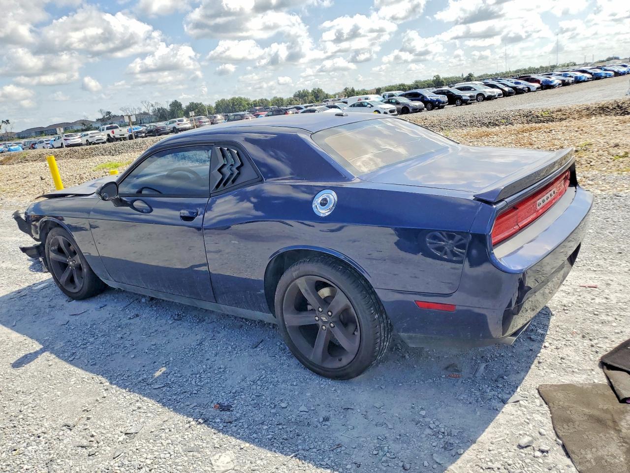 2014 Dodge Challenger Sxt - Фото 2