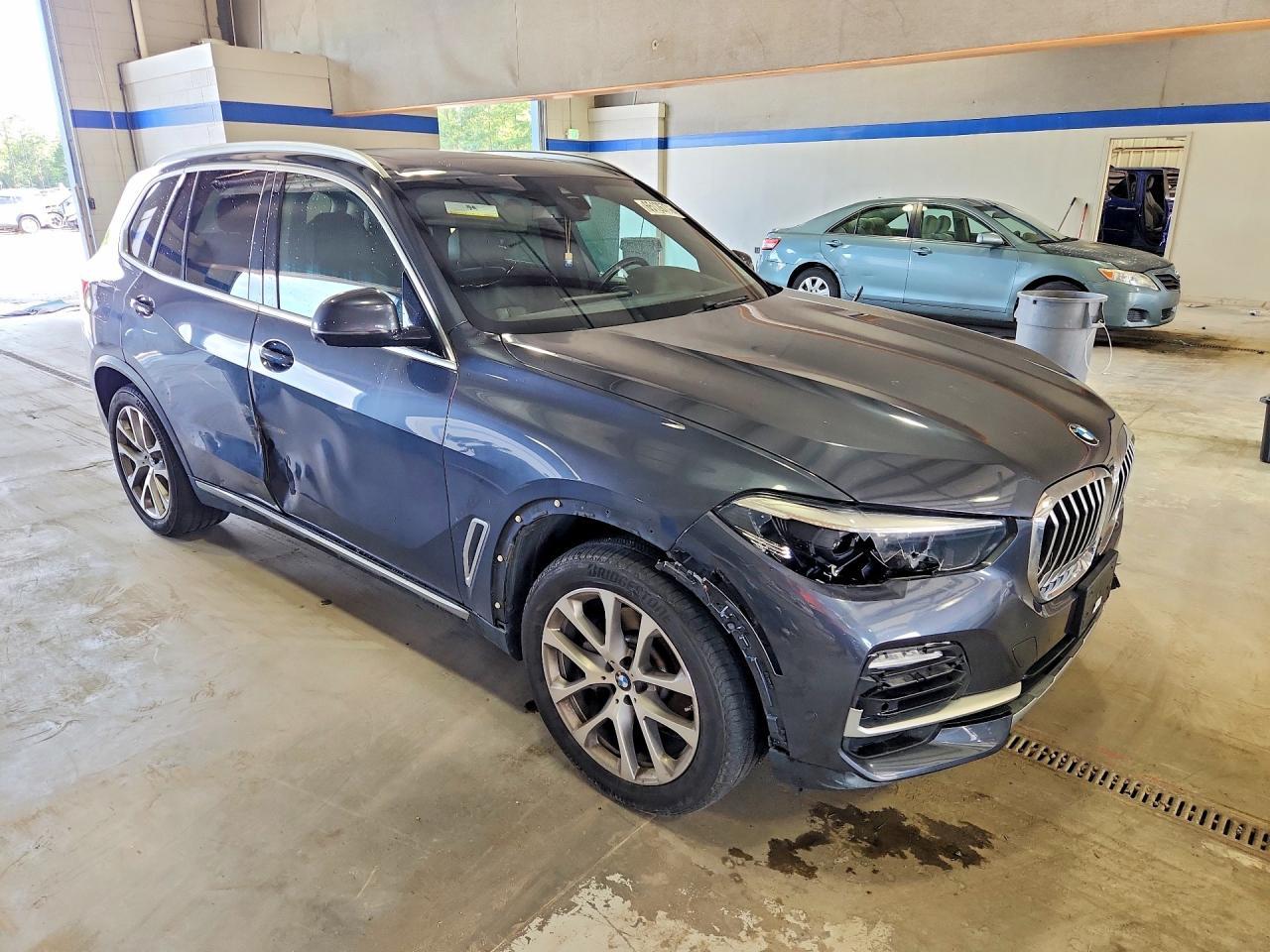 2020 BMW X5 xDrive40I - Фото 4