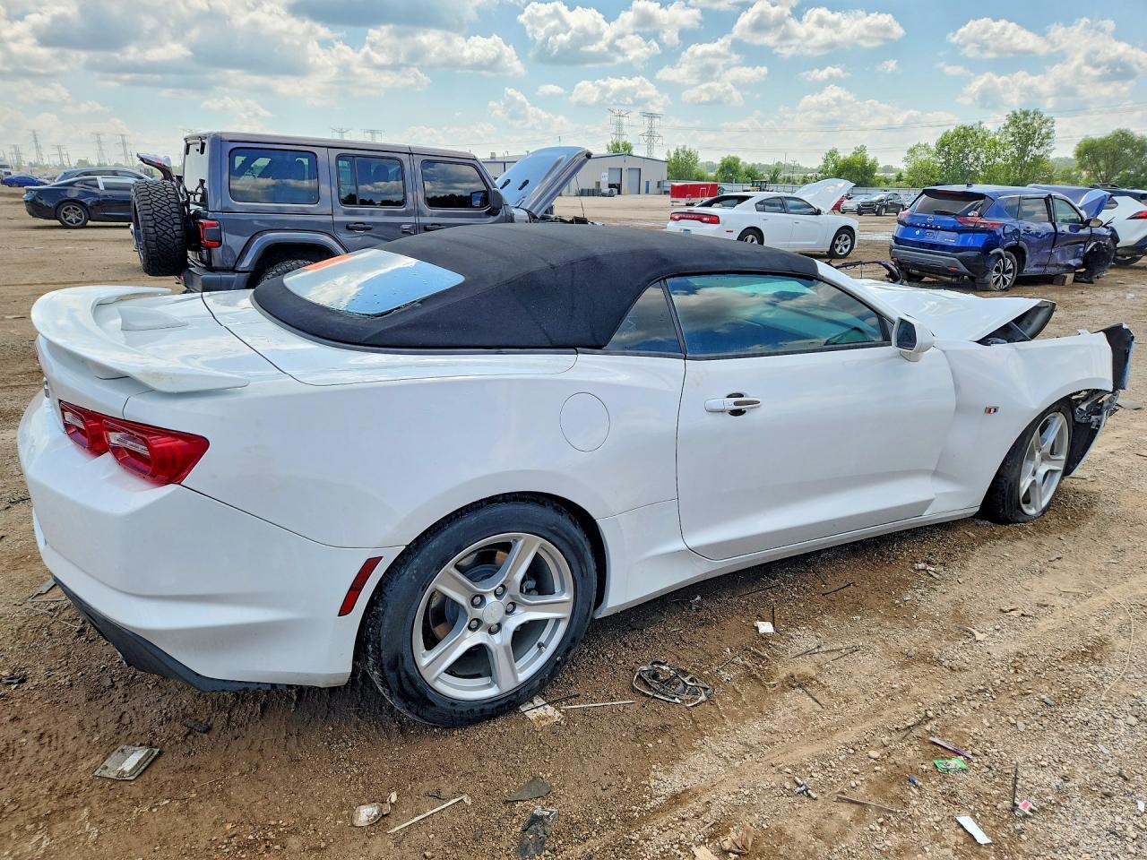2020 Chevrolet Camaro Ls - Image 3