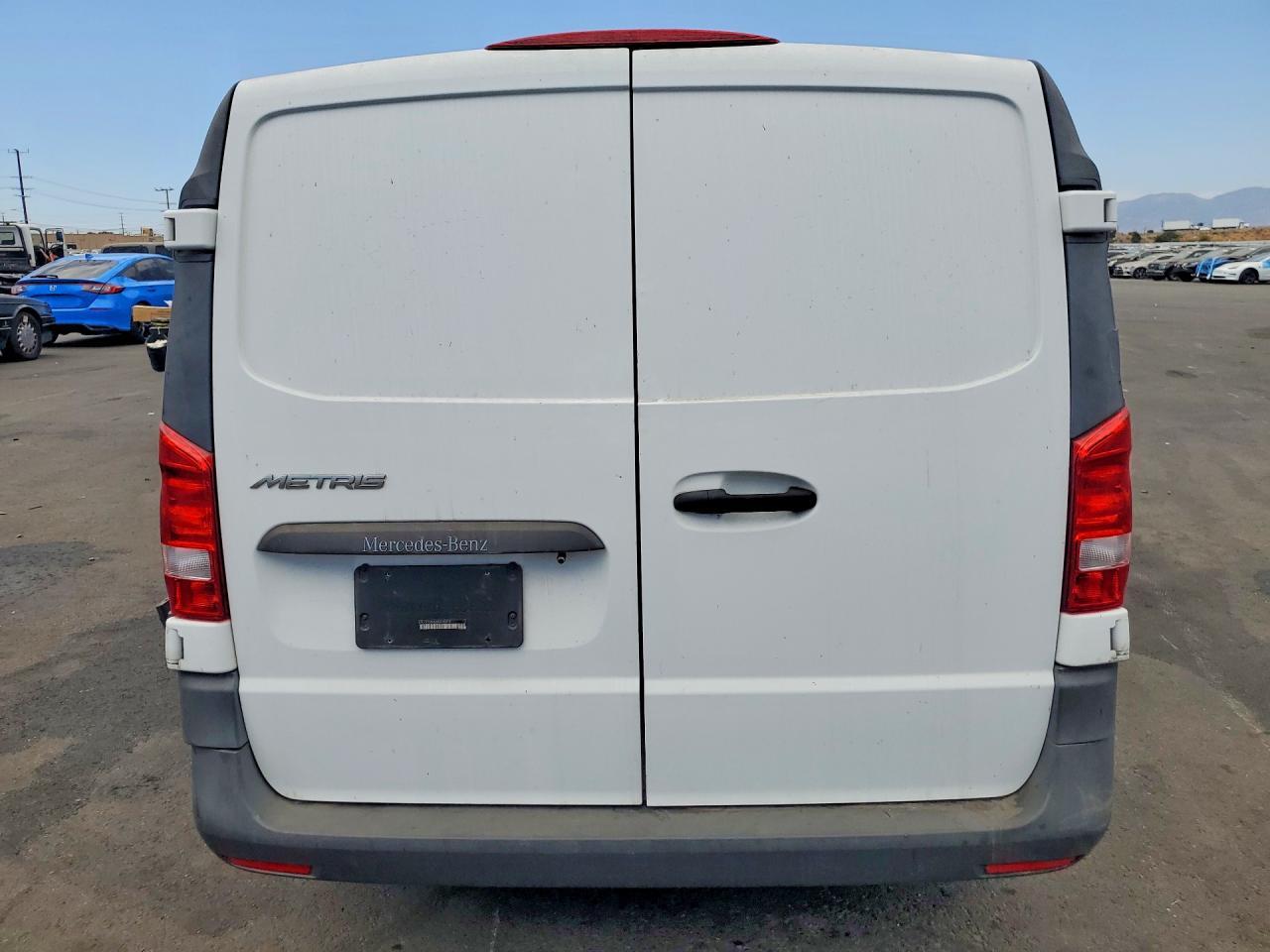 2017 Mercedes-Benz Metris - Image 6