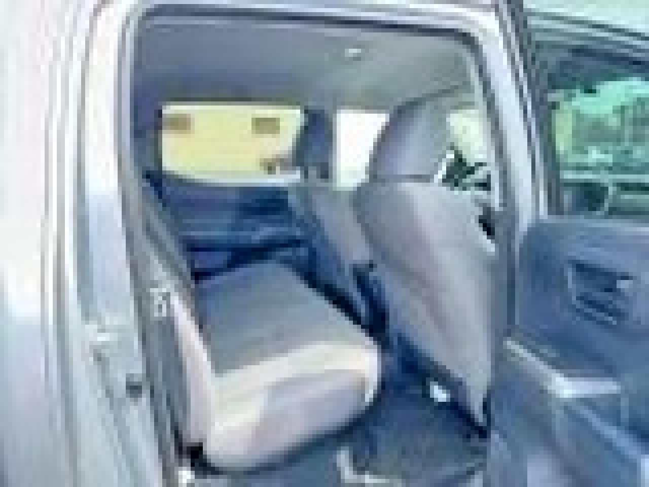 2016 Toyota Tacoma Sr5 V6 - Image 6